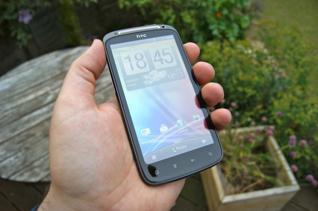 Двухъядерный смартфон от HTC Sensation